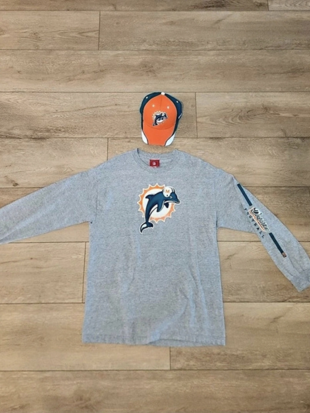 Vintage Y2K Miami Dolphins Lot of 2 Long Sleeve Mens Large & Unisex NWT Hat Ajus